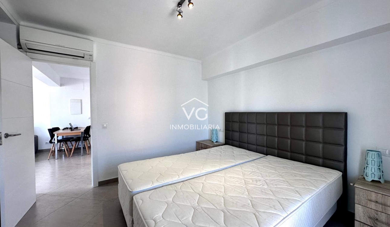 Sale - Apartment / flat - Cala Millor